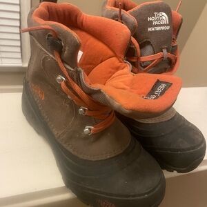 The North Face Waterproof Brown and Orange Boots winter snow size 6 big boy